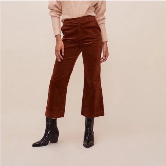 Astr Pants - ASTR the Label Wide Leg Flare Crop
Corduroy Pants size Large Brown